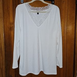Torrid White Top Sz 2
